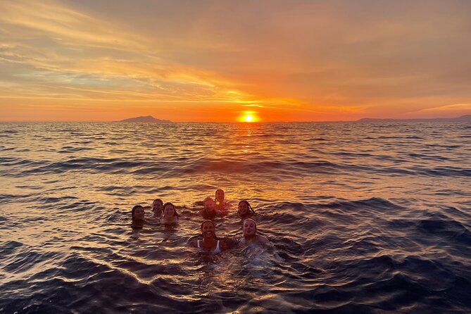 Private Sunset Boat Tour with Prosecco from Sorrento - The sunset, drinks, and music