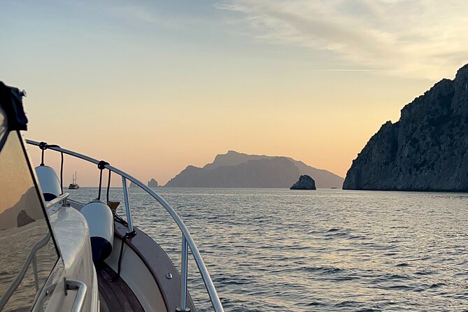 Private Sunset Experience With aperitif and music - Who will enjoy this most?