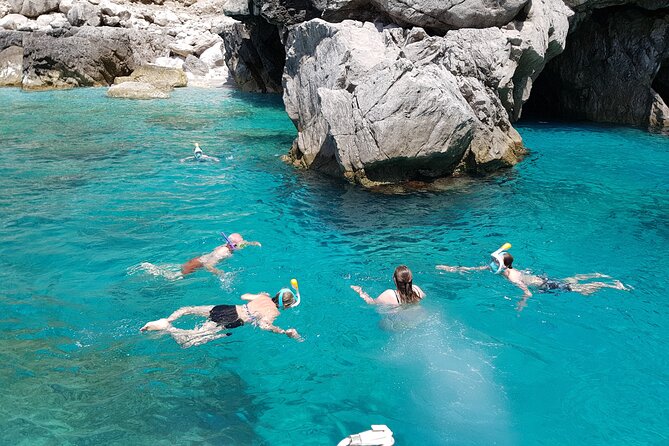 Private Tour Capri & Positano from Sorrento -Gozzo Apreamare 10 - Along the Amalfi Coast toward Positano