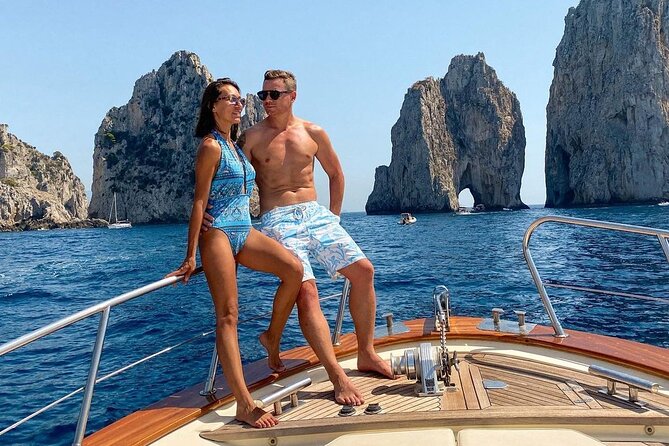Private Tour: Cruise along the Amalfi Coast and Capri - A full day between Positano, Capri, and Amalfi