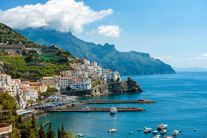 Private Tour: Cruise along the Amalfi Coast and Capri - Leaving Positano by private boat