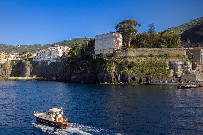 Private tour of Capri - Punta Carena and Marina Grande