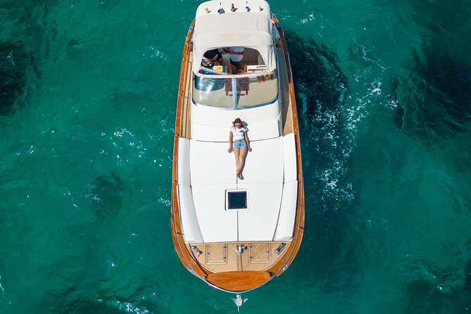 Private Tour to Capri and the Amalfi Coast by Speedboat - White Grotta and the Madonna of Capri