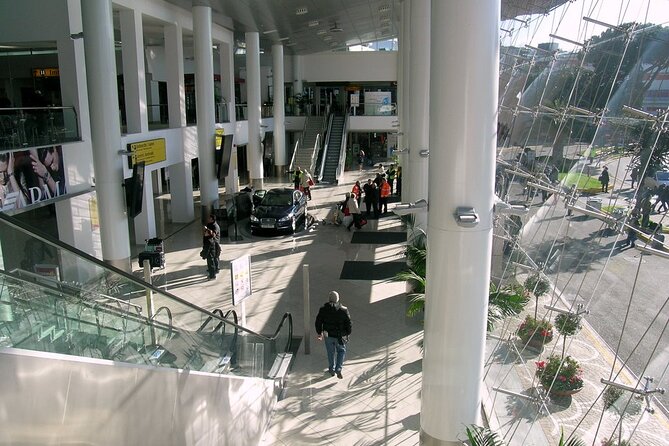 Private transfer from Naples/Salerno to Sorrento, or vice versa - Comfort, luggage, and the value of private space