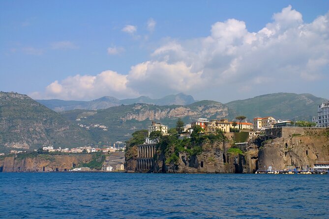 Private transfer from Naples/Salerno to Sorrento, or vice versa - Who should book this transfer