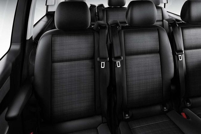 Private Transfer From Positano Hotels to Naples - The Mercedes minivan and comfort level