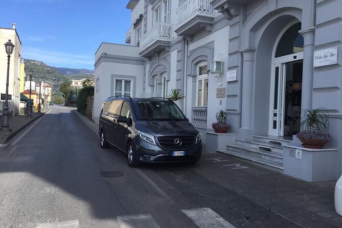 Private Transfer from Sorrento area to Rome - Leaving Sorrento without the station scramble