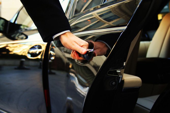 Private Transfer: From Sorrento to Positano with hotel pick-up and drop-off - What the journey feels like from lobby to coast