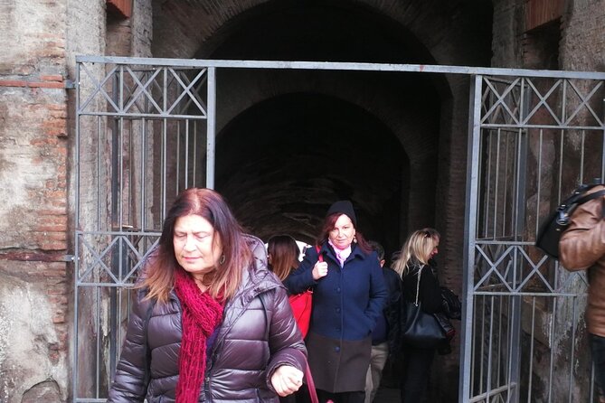 Private Transfer Naples Positano or Praiano or vice versa, Via Pompei or Cantina - Who should book this service?