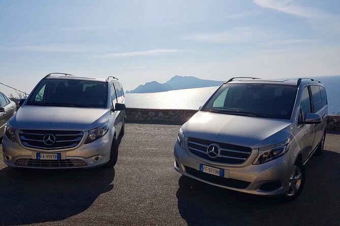 Private Transfer with driver from Naples to Sorrento - Drivers and the personal touch