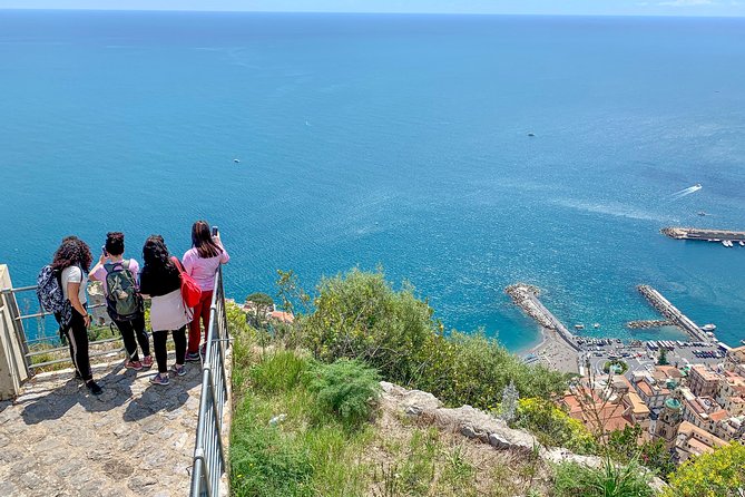 Private walking tour of Amalfi & Atrani hamlets discovering amazing landscape - Arriving in Ravello and taking time in the old town