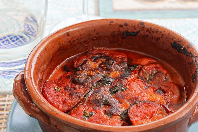 Proposal and Genuine Cooking Class - Lunch or dinner with dessert and Bè liqueur