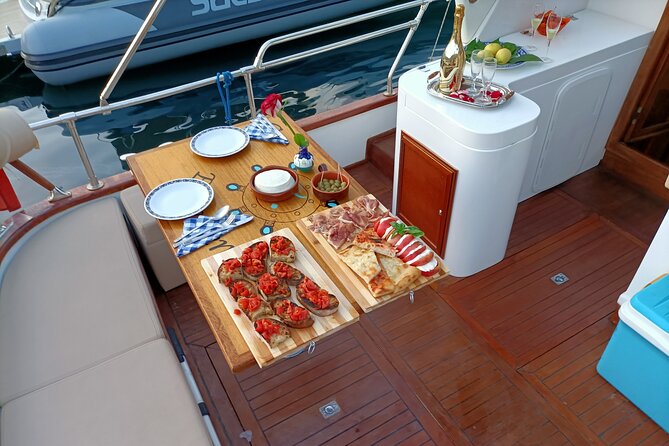 Romantic evening in Sorrento - Is $309.77 a fair price?