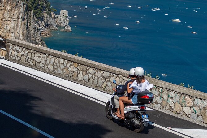 Scooter rental to visit the Amalfi Coast - Safety, licenses, and who should skip this