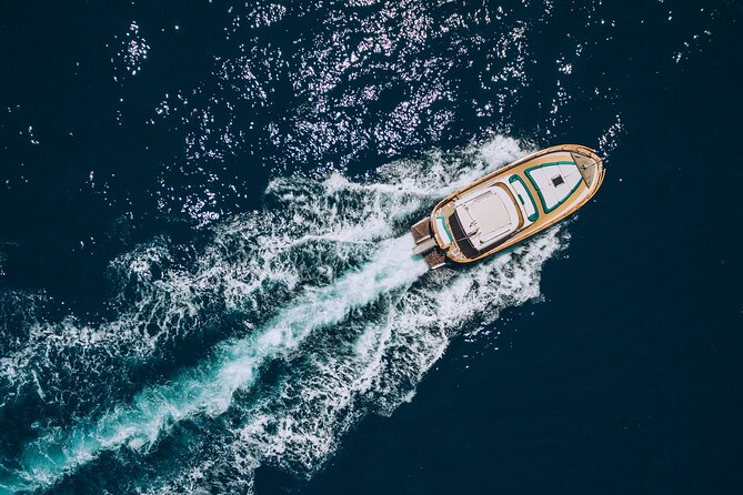 Shared boat tour to Capri from Sorrento - Meeting in Sorrento and reaching the port
