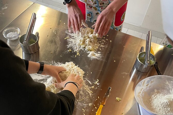 Shared Cooking Class with Fresh Garden Ingredients in Sorrento - What the class does especially well