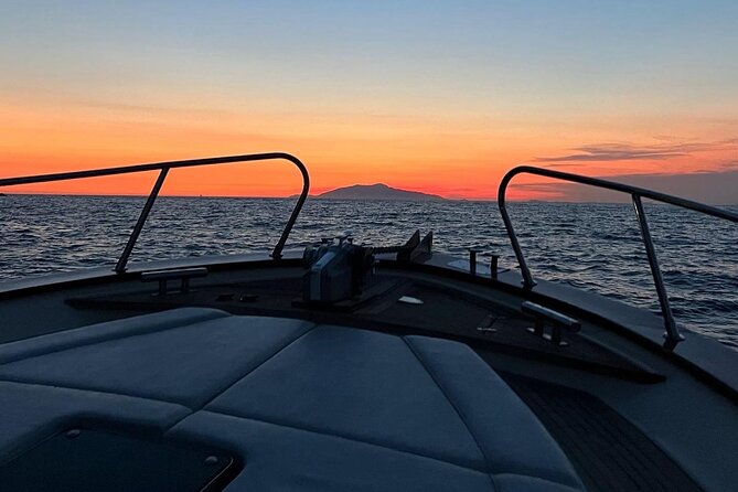 Shared Sunset Cruise from Positano with Drinks & Snacks 1.5-Hour - What the sunset timing really means