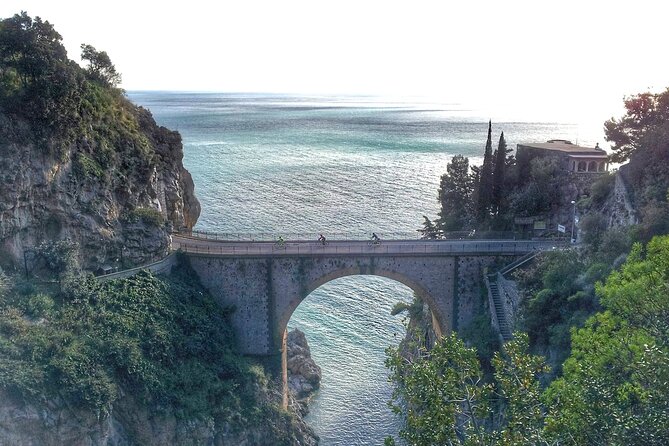 Sightseeing Bike Tour Amalfi Coast - Passing through Praiano