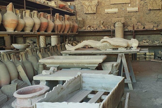 Skip the line Pompeii Guided Tour - The brothel and the less polished side of Pompeii