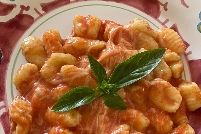 Small-Group Cooking Class in Positano: Gnocchi, Tiramisù & Drinks - Making tiramisù and sharing the work