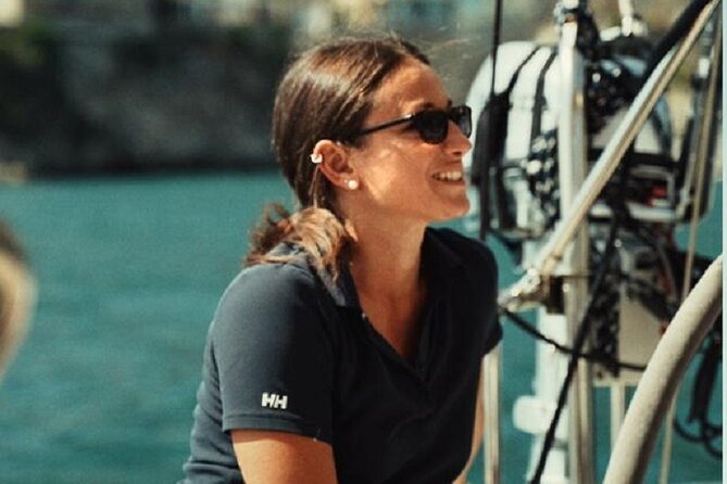 Small Group Sailing Tour in Amalfi Coast with Aperitif - Praiano, Furore, Positano, and Li Galli