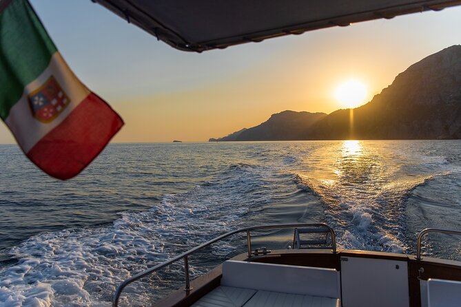Small Group Tour in Positano by Boat at Sunset with Prosecco - Key points to know before booking