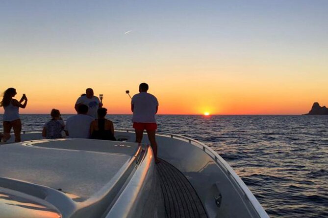 Small Group Tour in Positano by Boat at Sunset with Prosecco - Who should book this Positano boat ride