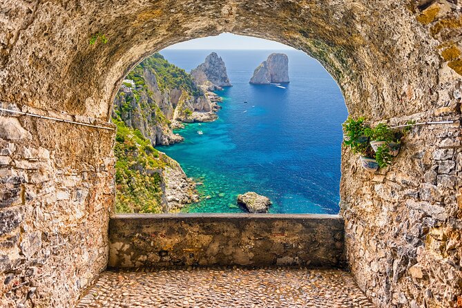 Small Group Tour of Capri & Blue Grotto from Naples and Sorrento - What the guides add to a tight schedule