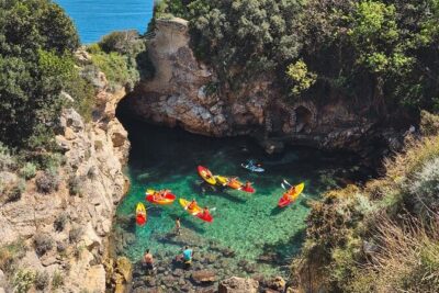 Small groups Kayak tour from Sorrento to Bagni Regina Giovanna