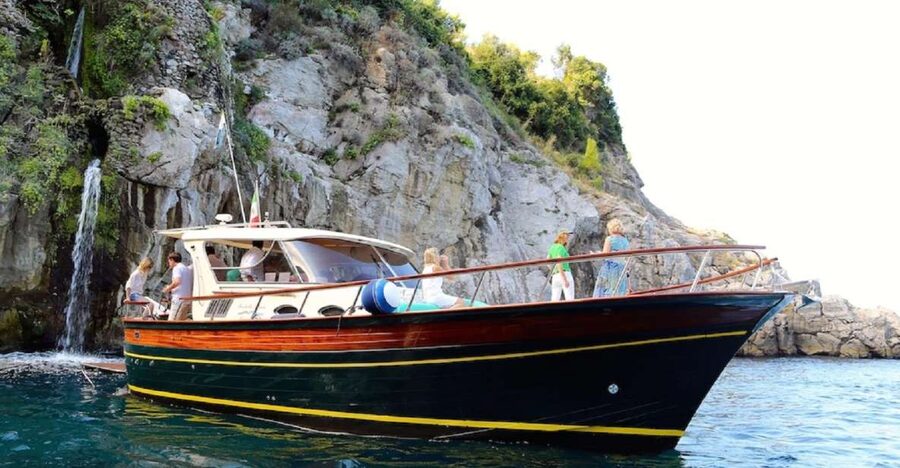 Sorrento and Amalfi Coast Small Group Tour by Boat - Why the boat is the right way to see this coast
