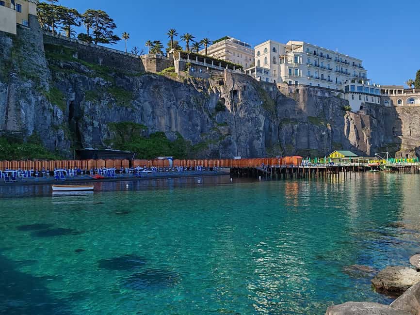 Sorrento: Art & Food Tour with Tastings - Walking through Sorrento’s Greek-Roman streets