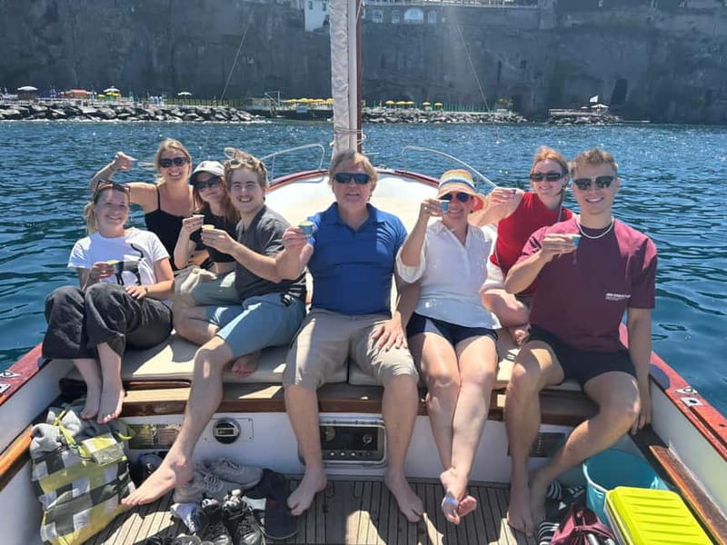 Sorrento: Boat Coastal Cruise with Swim and Limoncello - From Marina Grande to Queen Giovanna’s Bath