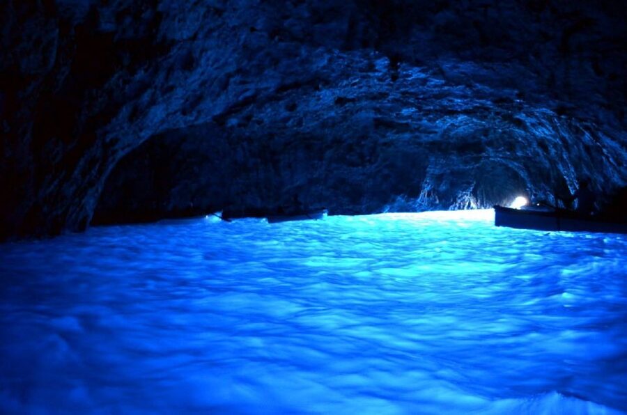 Sorrento: Capri and Blue Grotto Boat Cruise with Drinks - Who should book this cruise