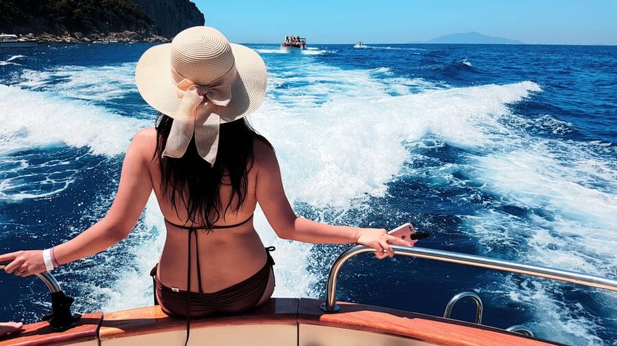 Sorrento Coast 2 Hours Shared Boat Tour with Swimming Stop - Bagni della Regina Giovanna and Roman remains
