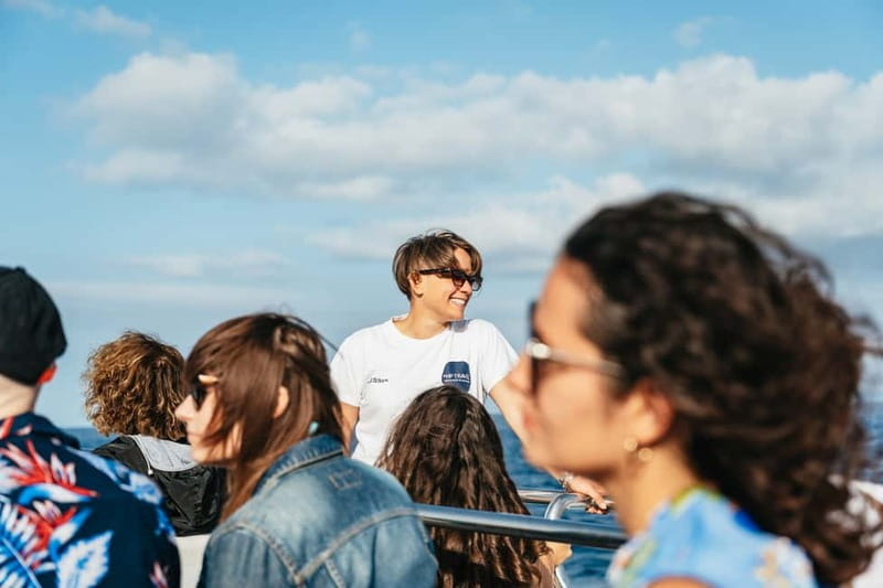 Sorrento: Coast and Capri Boat Trip with Limoncello Tasting - What the guides add to the day