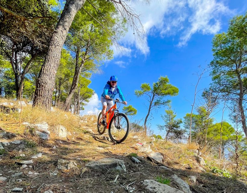 Sorrento Coast E-bike Fun Tour Experience - Meeting in Piazza Andrea Veniero