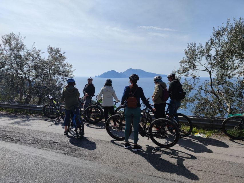 Sorrento Coast E-Bike Tour and Visit at Vinegar Cellar - The return ride and the views