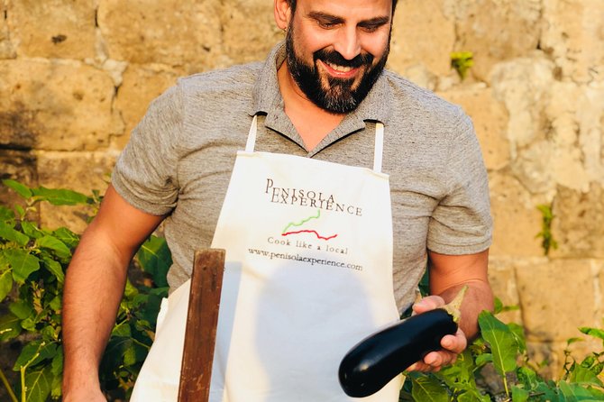 Sorrento: Cook Like a Local with a Stunning Sea View - A family villa above Sorrento Bay