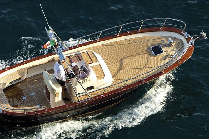 Sorrento: Exclusive Capri Private Boat Tour & Blue Grotto - Why a private Capri boat makes sense