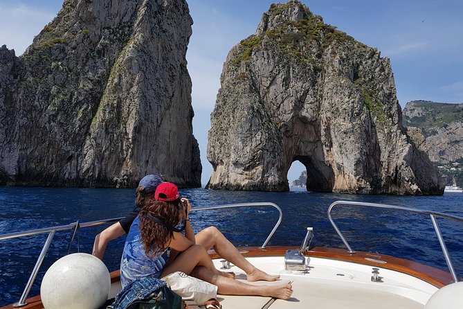 Sorrento: Exclusive Capri Private Boat Tour & Blue Grotto - Lighthouse views and the Green Grotto