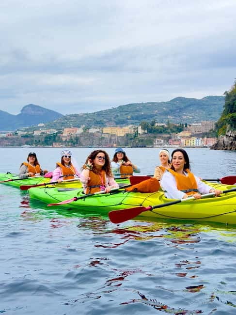 Sorrento: Guided Kayak Tour + Free 1h Paddleboarding - What the coastline looks like from the water