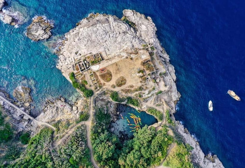 Sorrento: Guided Kayak Tour + Free 1h Paddleboarding - The natural pool at Bagni della Regina Giovanna