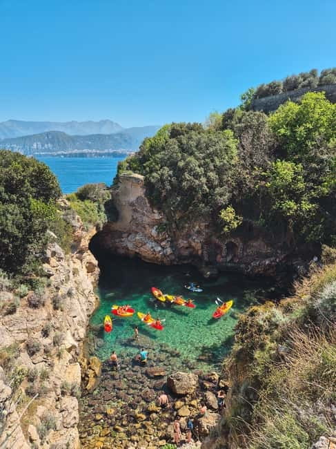 Sorrento: kayak small group tour to Bagni Regina Giovanna - Why kayaking is the smart way to see Sorrento’s coast