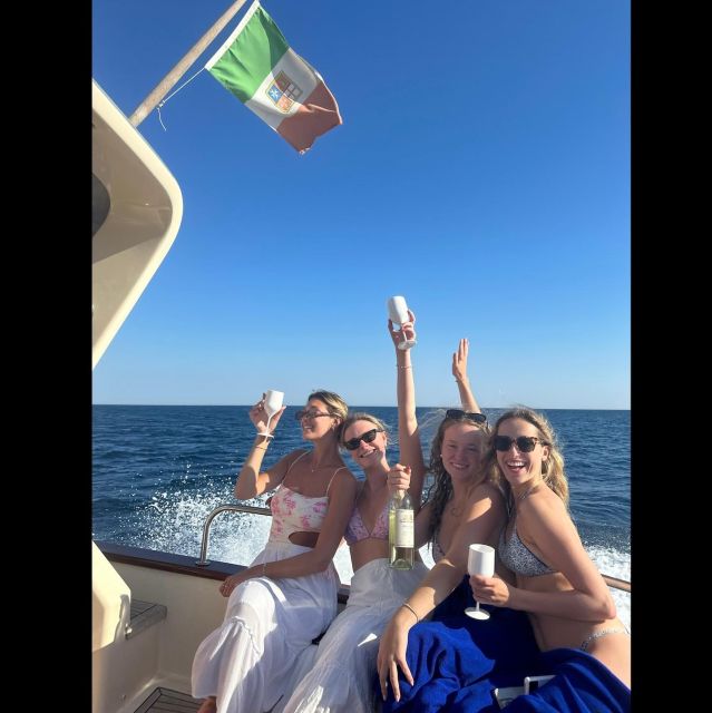 Sorrento: Luxury Private boat drinking & watching the sunset - Setting out from Marina Piccola