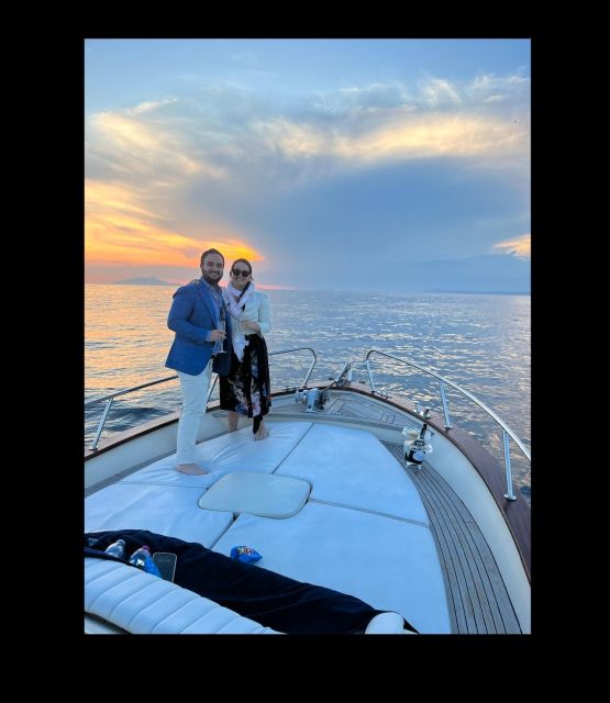 Sorrento: Luxury Private boat drinking & watching the sunset - Following Sorrento’s cliffs by boat