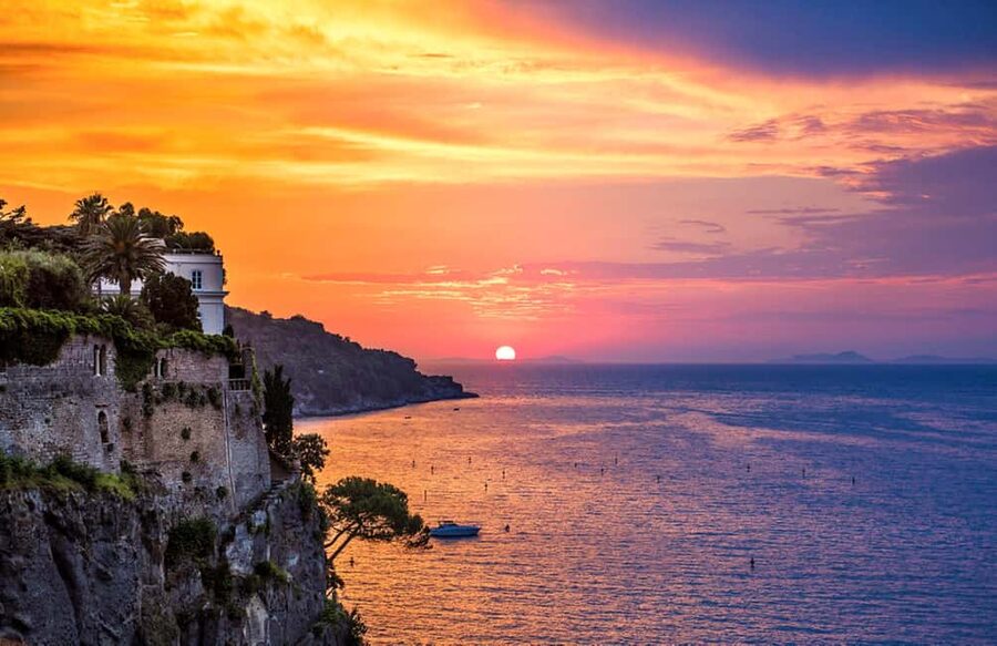 Sorrento: Night time Walking Tour & Limoncello Tasting - The climb to Marina Grande