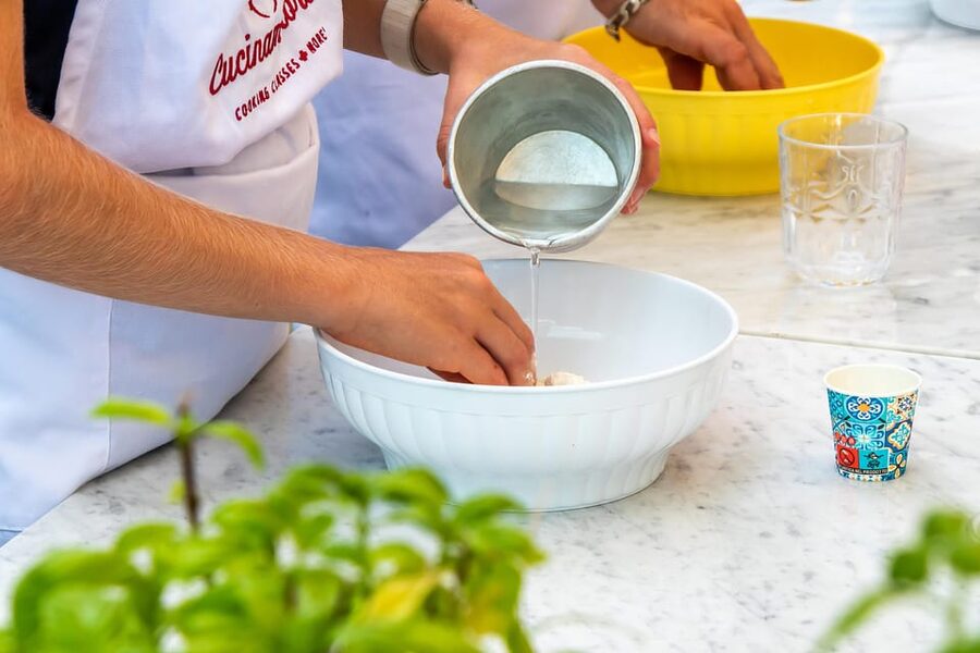 SORRENTO: Pizza School Mastering Neapolitan Delights - Focaccia, margherita pizza, and the oven