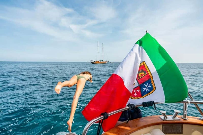 Sorrento: Positano & Amalfi Coast Small-Group Boat Tour - Why the sea is the right way to see the Amalfi Coast