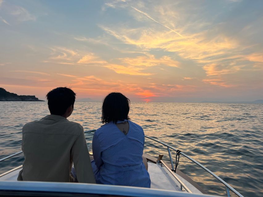 Sorrento: Private Sunset Boat Tour with Music and Aperitif - Booking, cancellation, and practical planning