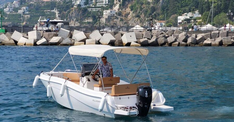 Sorrento: Private Sunset Cuise with Prosecco and Limoncello - Seeing Sorrento from the sea